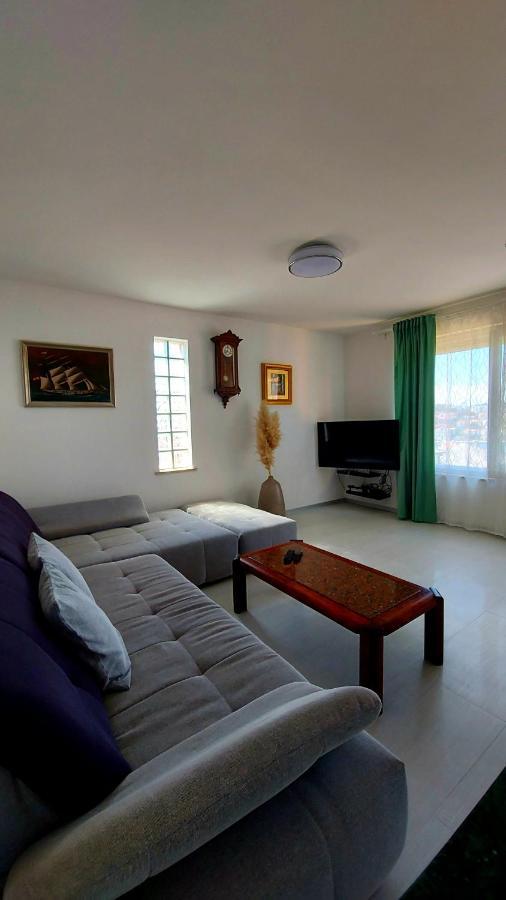 Apartment Sun View مالي لوشينغْ المظهر الخارجي الصورة